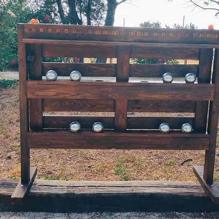 Offrez-Vous Un Sejour Dans Notre Studio T1 Bis A Entressen Une Grande Piscine Pour Se Rafraichir ,Un Espace De Jeux Pour Enfants Pour Des Heures De Divertissement Un Terrain De Petanque Pour Des Parties Endiablees Exteriör bild